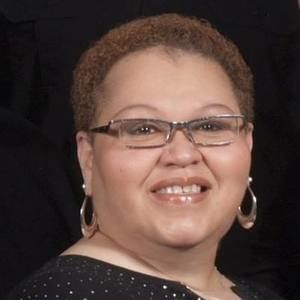 Meet your Posher, Trinia